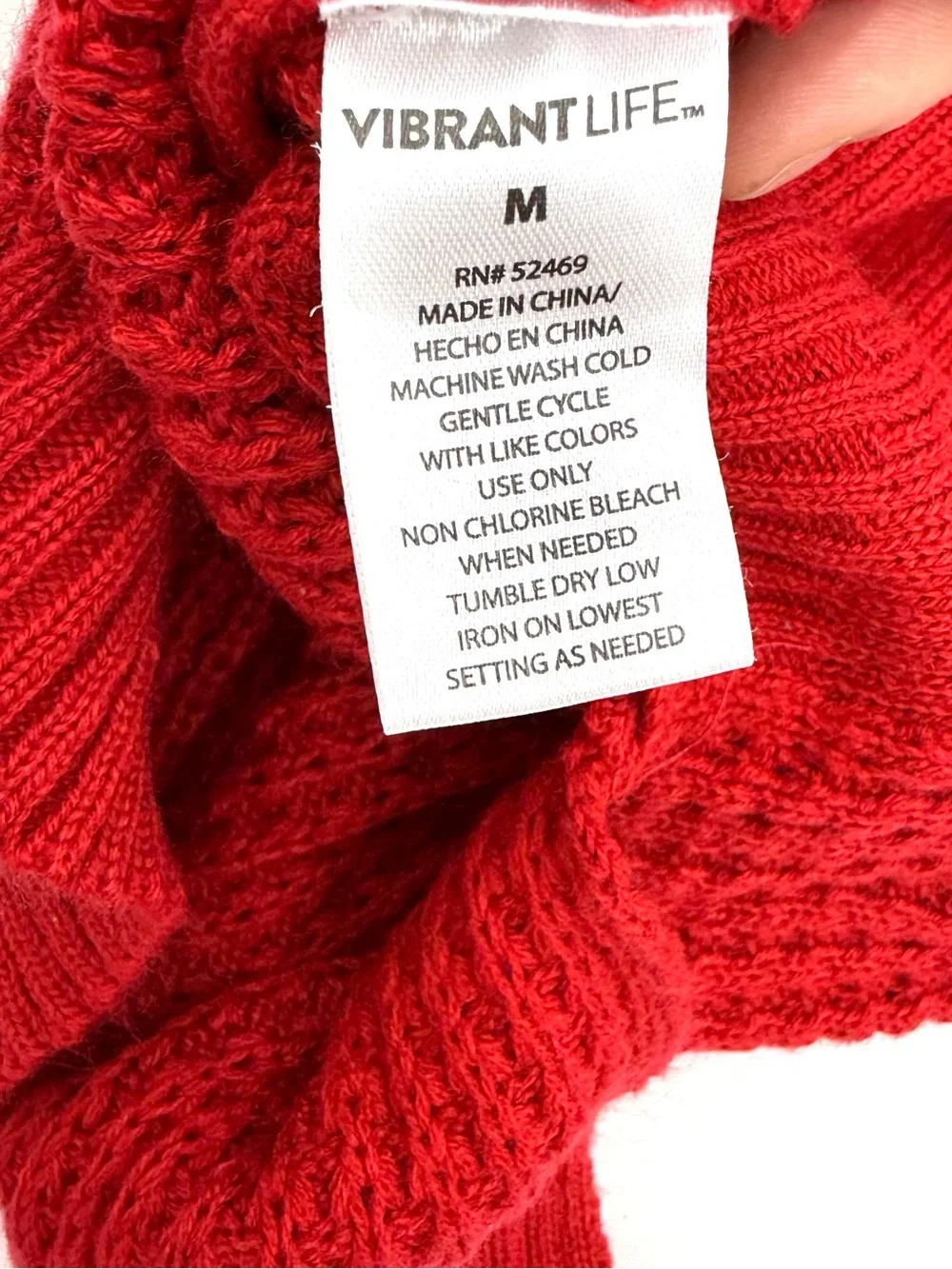 Vibrant Life Spoiled Red Knit Pet Sweater Size Medium (MSC0001)